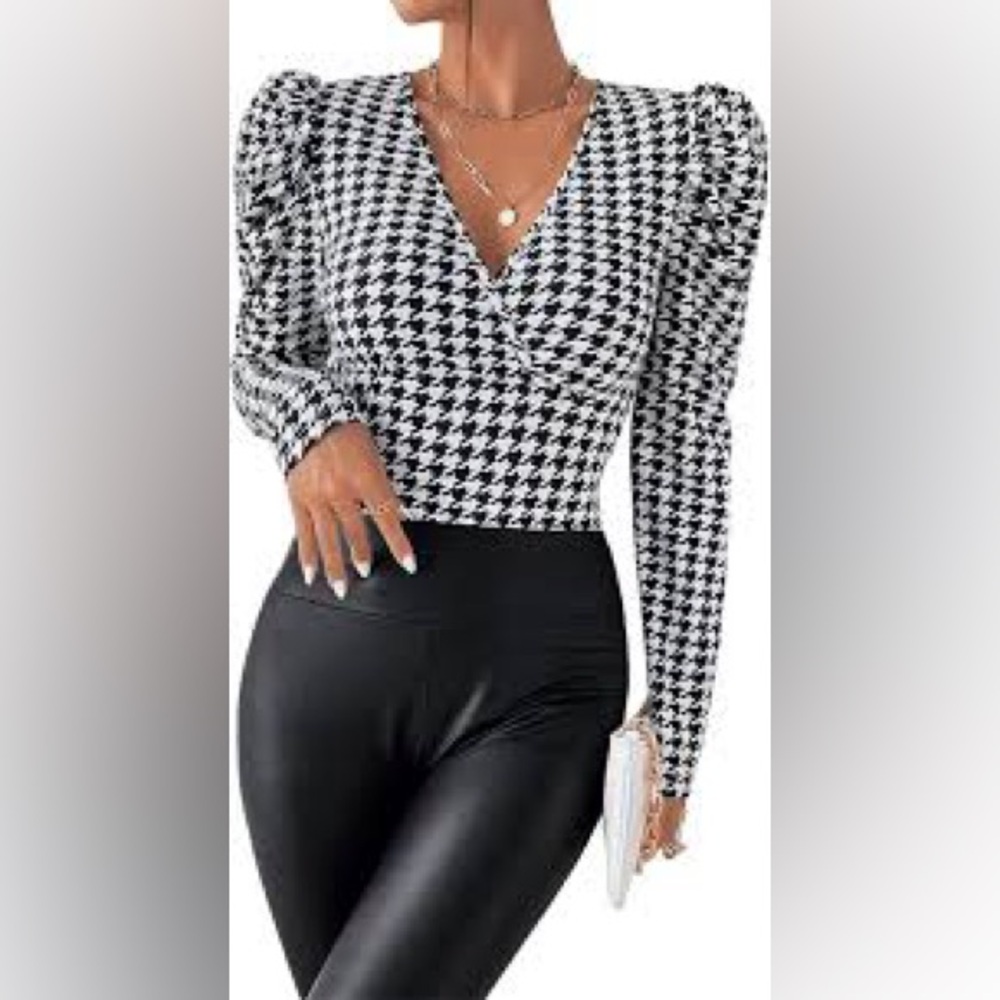 Houndstooth Black and White Women's Top